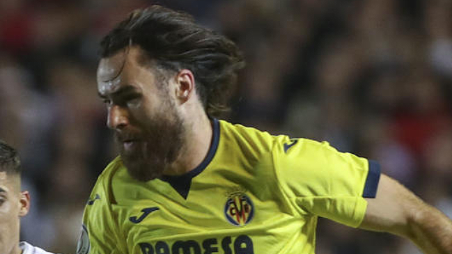 [VIDEO] Villarreal falló dos veces penal que le cometieron a Brereton