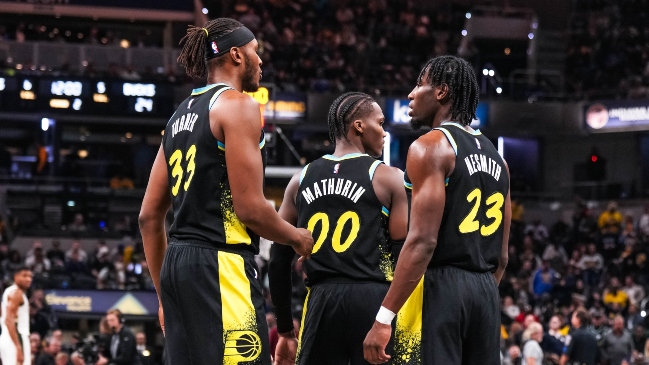 Los 54 puntos de Antetokounmpo fueron insuficientes para Milwaukee ante Indiana