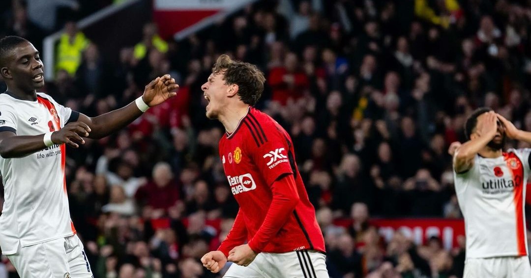 Manchester United batió con lo justo a Luton Town en la Premier League