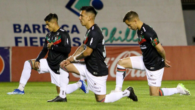 Palestino hizo un minuto de silencio por la guerra en Gaza antes de jugar con Ñublense