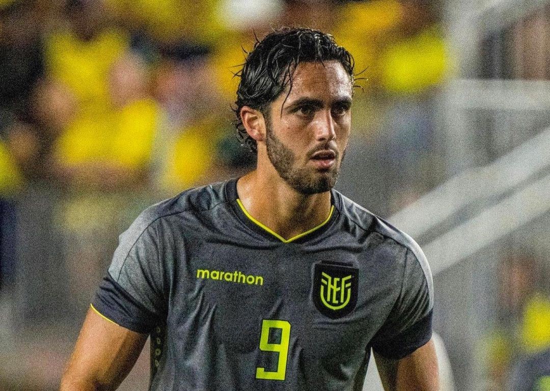 Ecuador citó a Leonardo Campana mientras espera resultado médico de Enner Valencia