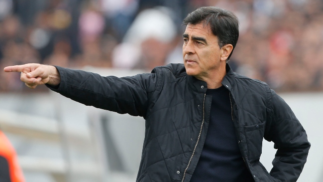 Presidente de Blanco y Negro: Lo ideal sería que Quinteros continuara en Colo Colo