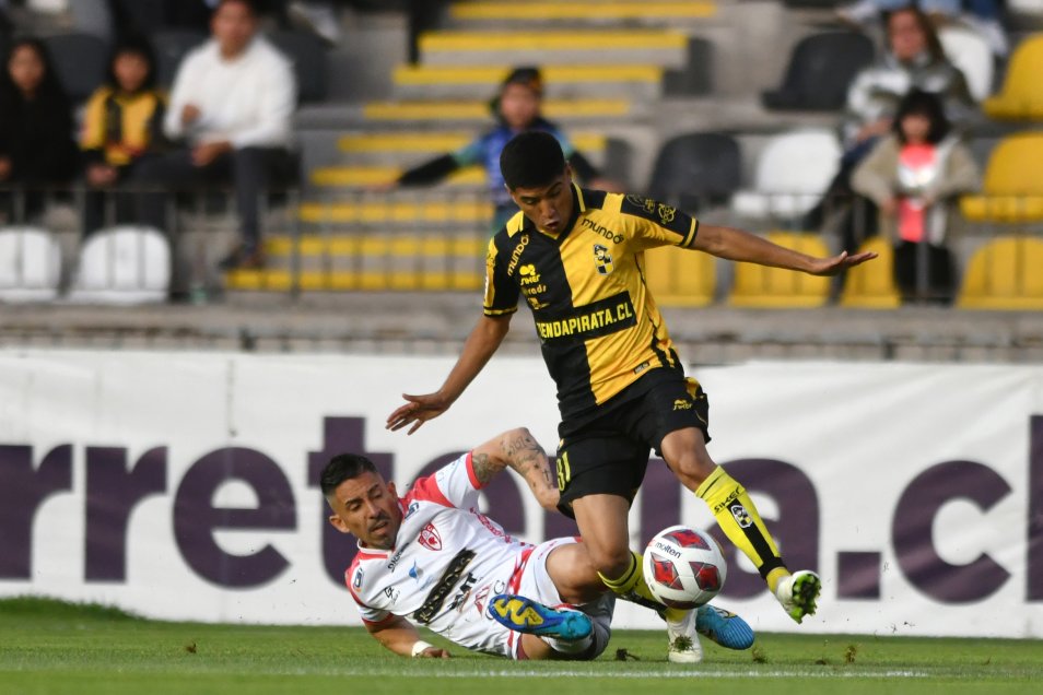 Cristopher Barrera fue el héroe en la victoria de Coquimbo sobre Copiapó