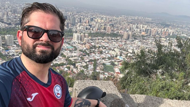 Presidente Boric se puso en “modo Parapanamericanos” y subió el cerro en bicicleta
