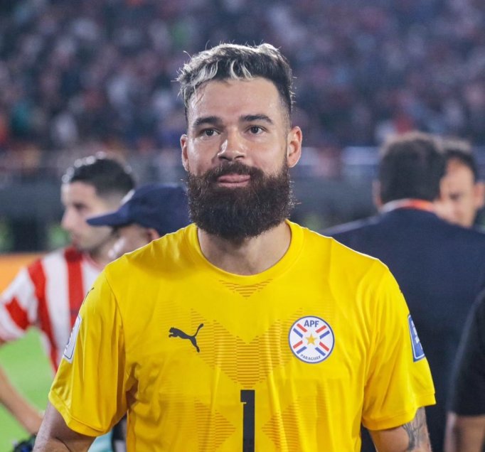 La alineación de Paraguay para la visita a La Roja en el Monumental