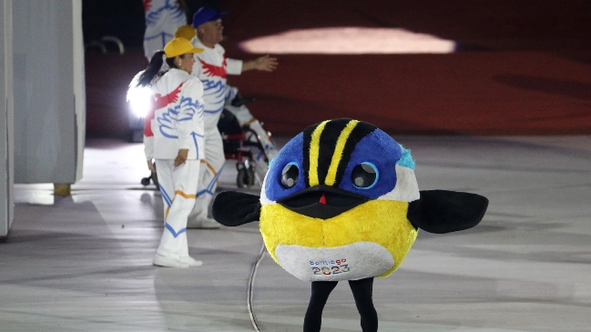 Fiu encabezó el desfile inaugural de los Parapanamericanos y se llevó todos los aplausos
