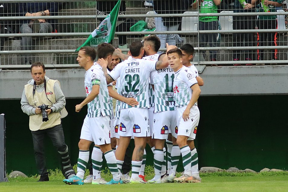 Santiago Wanderers se llevó un valioso resultado del “Germán Becker” al vencer a Temuco
