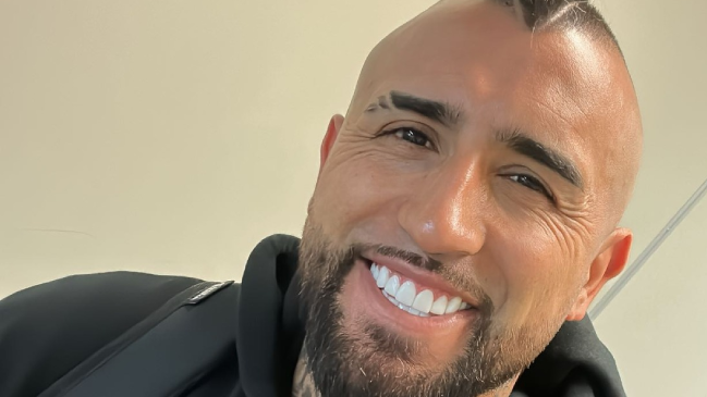 Arturo Vidal volvió a Brasil para la parte final de su recuperación