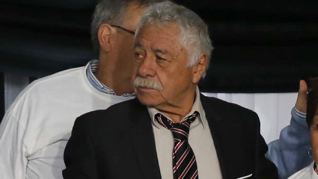 Carlos Caszely fue dado de alta tras su accidente isquémico transitorio