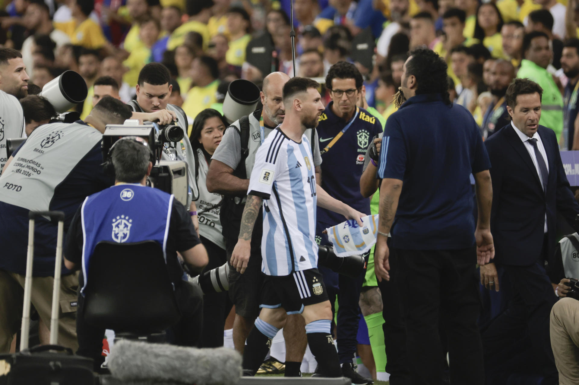 El momento en que Messi retiró a la selección argentina del Maracaná