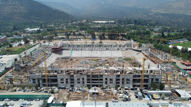 Nuevo estadio de la UC avanza en su transformación con distintas innovaciones sustentables
