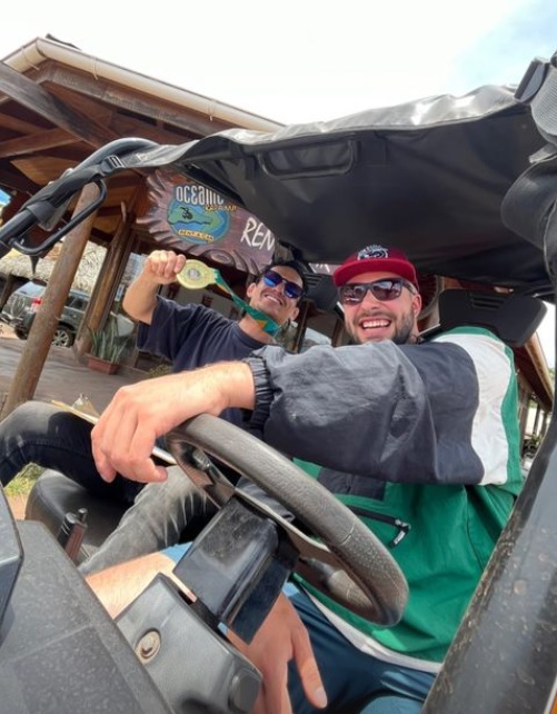 Lucas Nervi se lució con sus dotes de bailarín en visita a Isla de Pascua