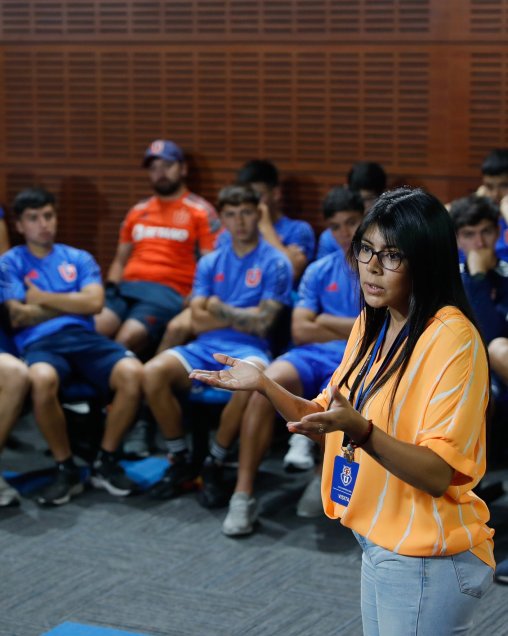 Juveniles de la U recibieron charlas en el Día Internacional de la Eliminación de la Violencia contra la Mujer
