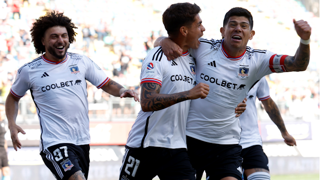 Colo Colo resistió ante Audax Italiano y abrochó un triunfo que puso el torneo al rojo vivo