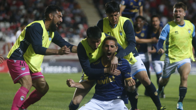 Joaquín Larrivey: Este es un equipo que no baja los brazos