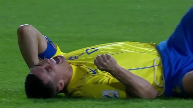 ¡Qué dolor! Cristiano Ronaldo quedó resentido tras sufrir dura caída en la Champions de Asia