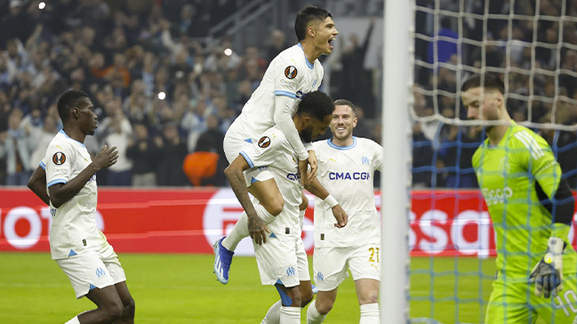 Aubameyang lideró triunfo de Marsella en Europa League con un triplete ante Ajax