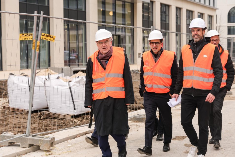Autoridades del COI visitaron la Villa Olímpica de París 2024