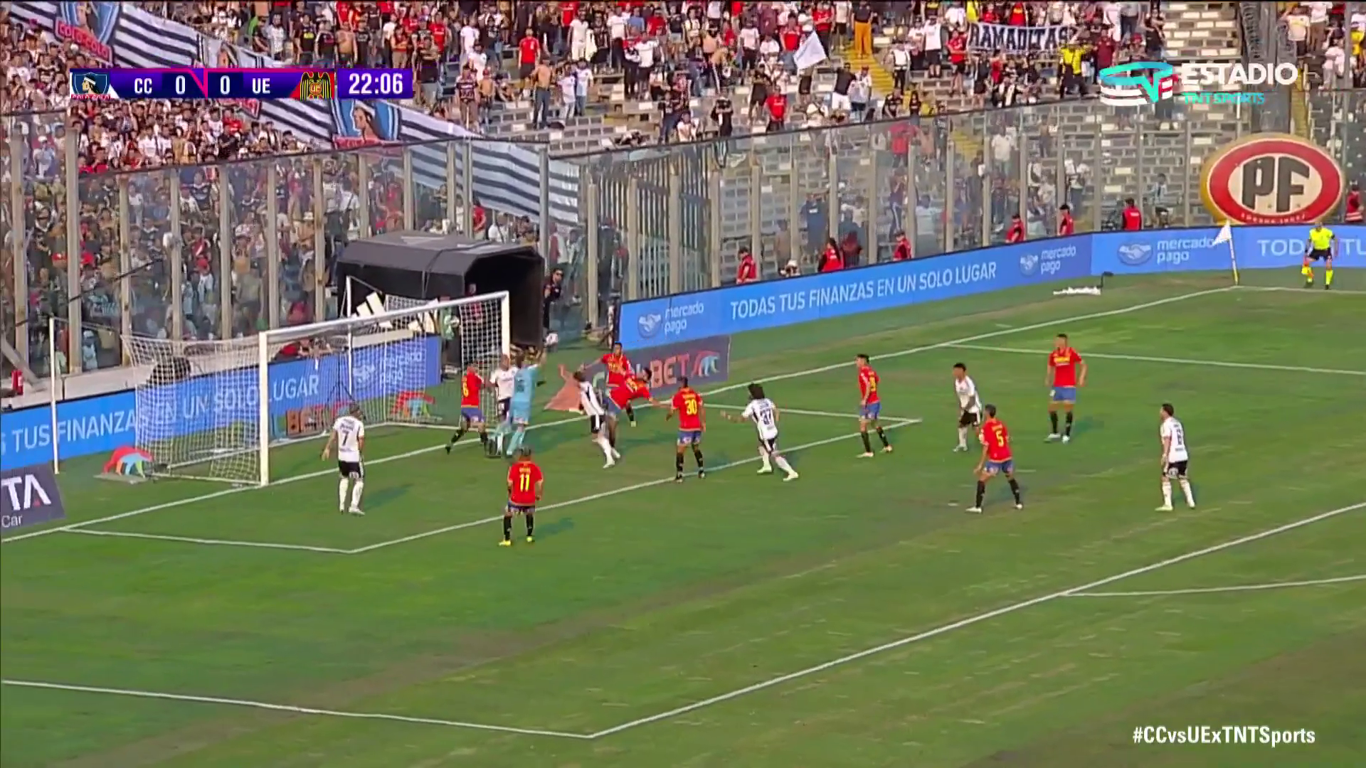 Nicolás Guirín evitó con gran reacción el gol de Colo Colo a Unión Española
