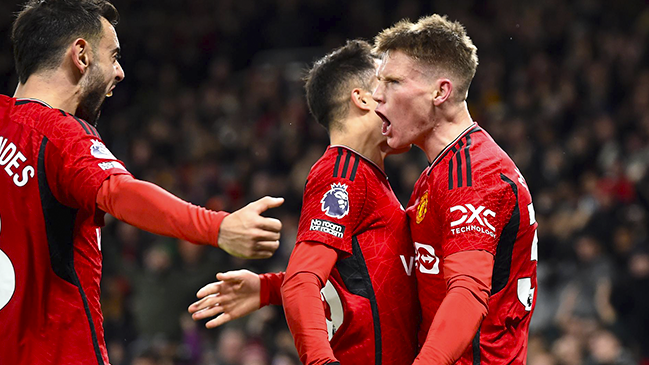 Un doblete de McTominay para Manchester United derribó a Chelsea