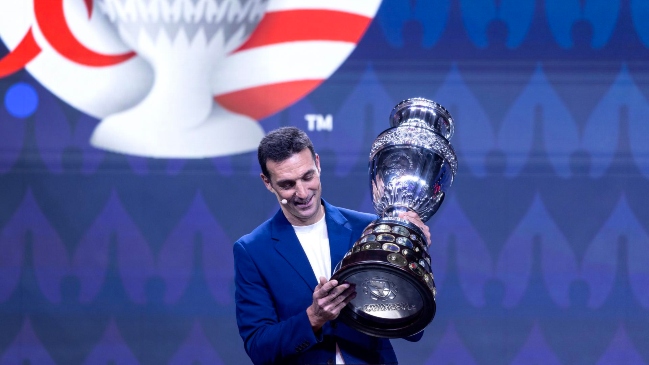 Scaloni mantuvo en duda su continuidad en Argentina y descartó problemas con “Chiqui” Tapia