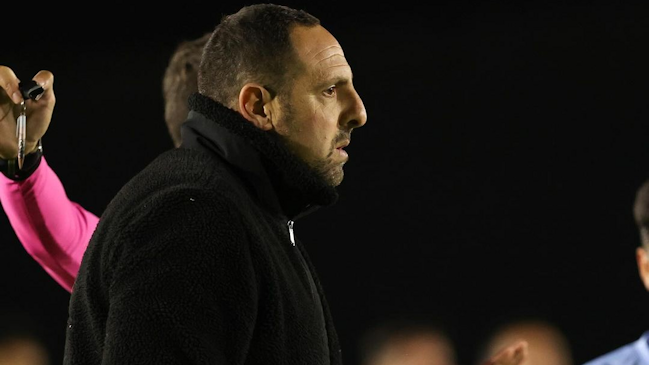 Sensible baja en la Legends Cup: Roberto Bishara dejó de ser el entrenador de Balong FC