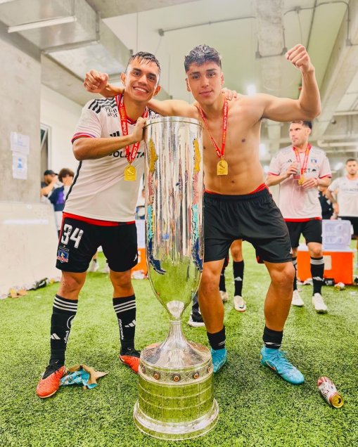 La íntima celebración del plantel de Colo Colo tras obtener la Copa Chile