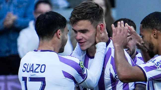 Gabriel Suazo ingresó del banco para dar agónico triunfo a Toulouse en Europa League