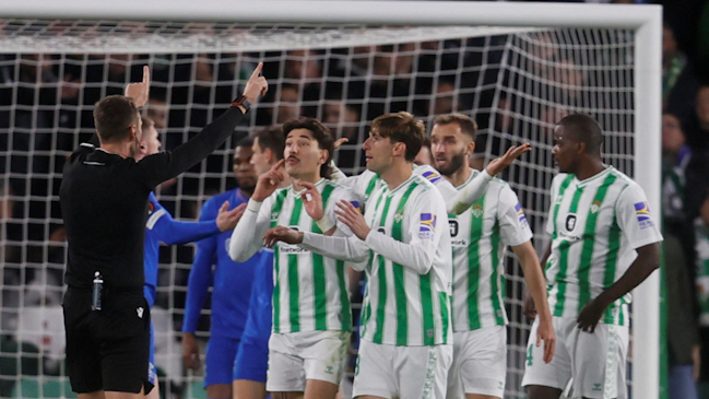 Betis de Pellegrini y Bravo cayó ante Rangers y quedó eliminado de la Europa League