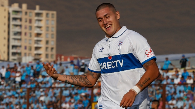 Nicolás Castillo está cerca de firmar con Universidad Católica
