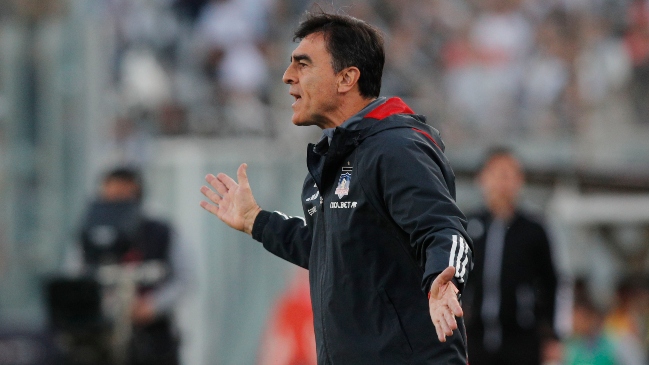 Gustavo Quinteros: Por respeto a Colo Colo no tomaría hoy a la U