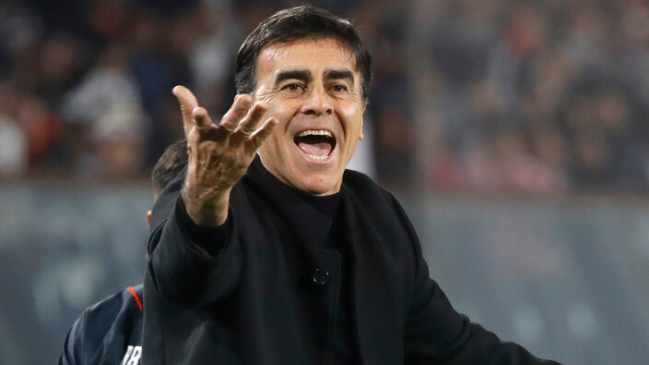 Quinteros: Si tuviera algo oscuro, el 90 por ciento de los jugadores serían de un solo representante