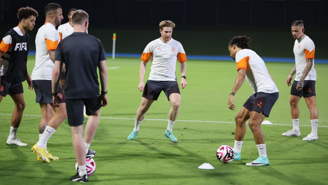 Kevin de Bruyne volvió a entrenar con el Manchester City