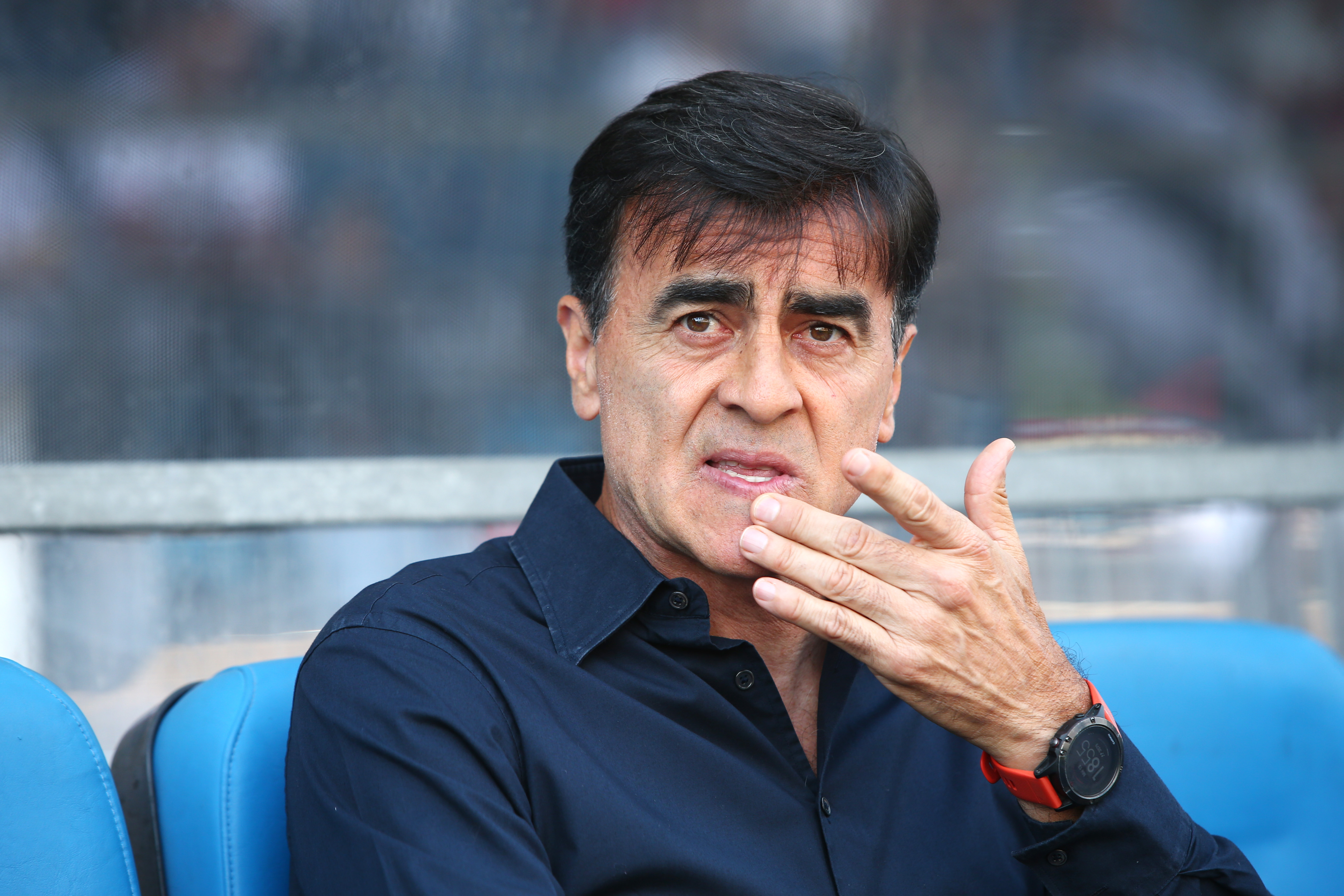 Gustavo Quinteros irrumpió como opción para la banca de Vélez