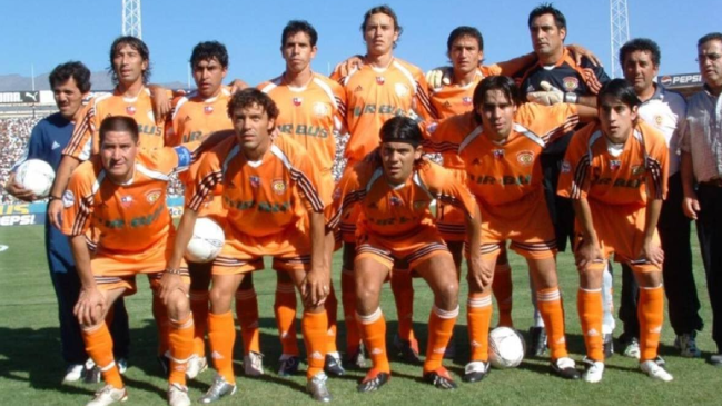 Cobreloa decretó “día del hincha” por aniversario del título ante Colo Colo