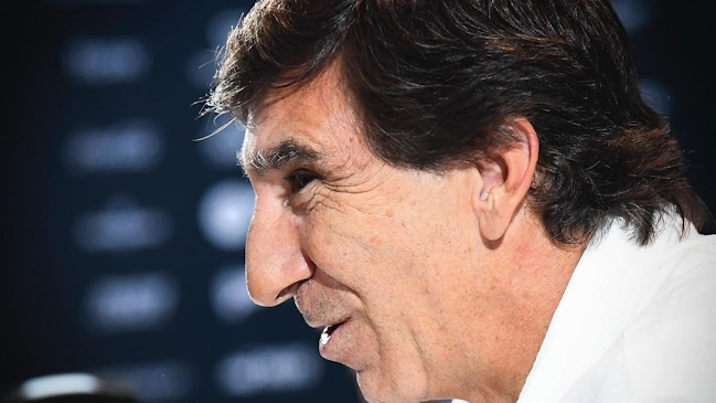 Gustavo Costas, DT de Racing: Pedimos un arquero, para que nadie se relaje en el puesto