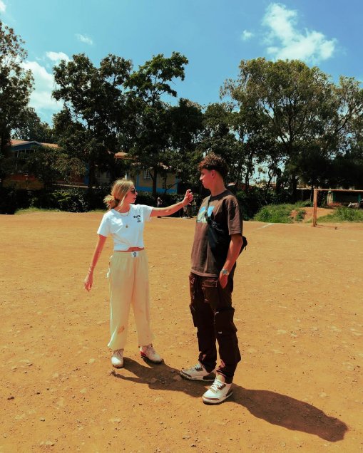 Igor Lichnovsky visitó el corazón de Africa para participar de voluntariado con Water is Life