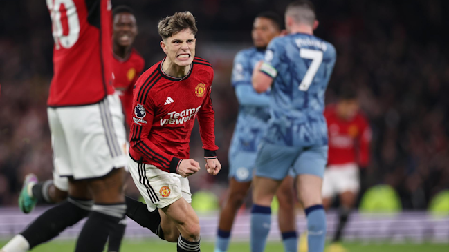 Garnacho brilló con doblete en remontada de Manchester United sobre Aston Villa