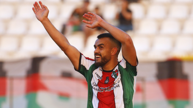 Palestino aseguró la continuidad de Misael Dávila