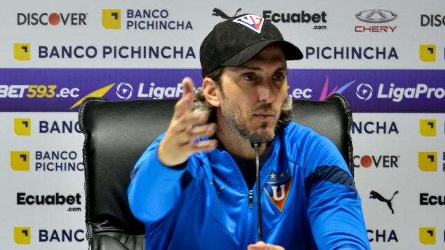 Medio ecuatoriano: Luis Zubeldía no está interesado en Colo Colo