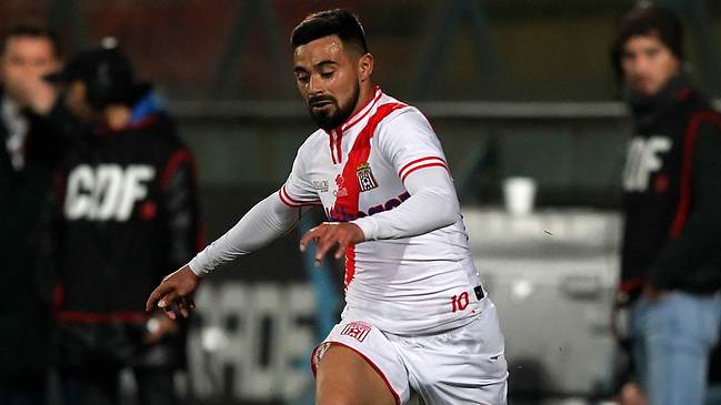 Jugador que pasó por el fútbol chileno sufrió amenazas por rumores de un fichaje en Argentina