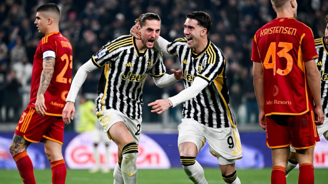 Juventus se mantuvo a la caza de Inter gracias a un ajustado triunfo sobre AS Roma