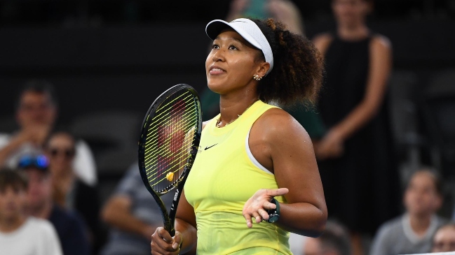 Naomi Osaka tuvo un exitoso retorno a las canchas y avanzó en Brisbane