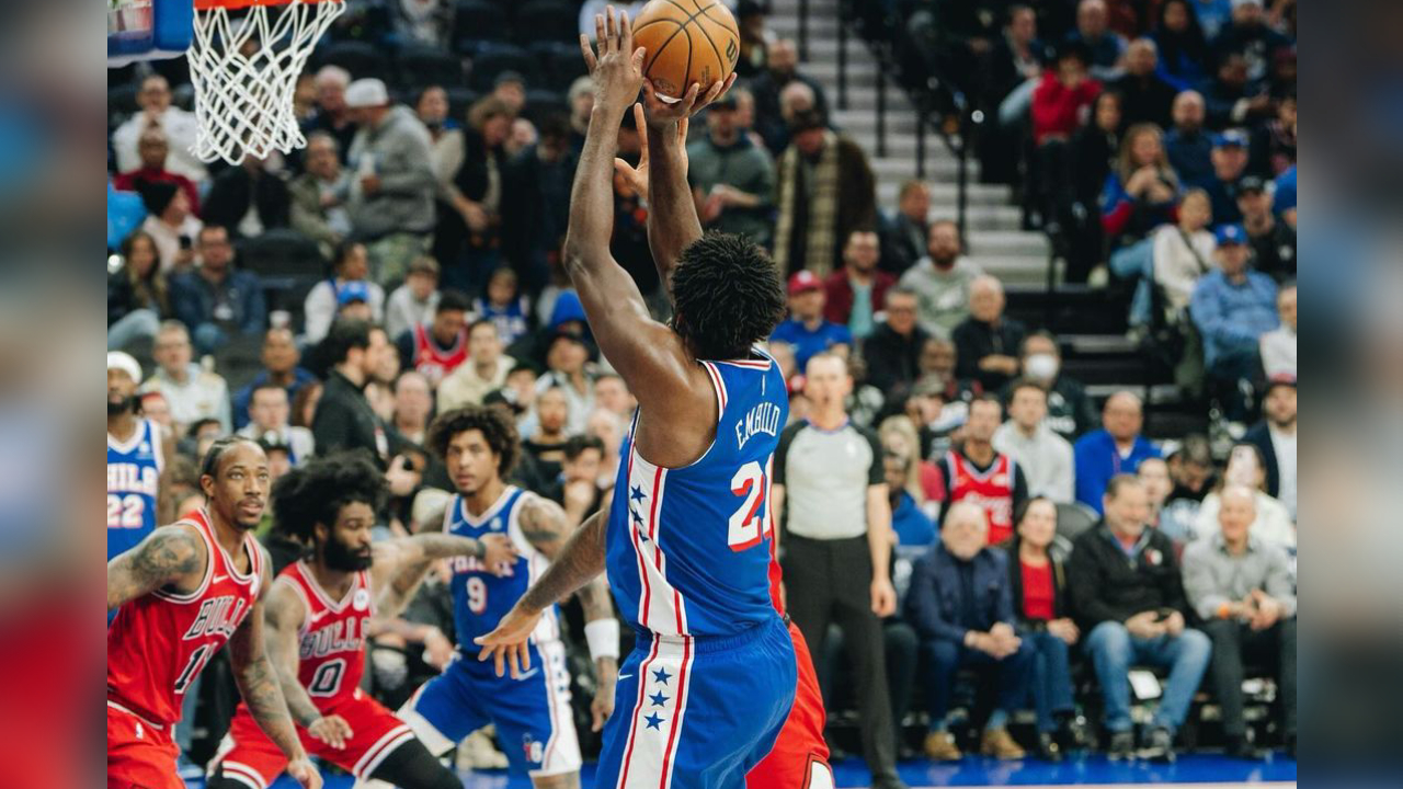 Joel Embiid deslumbró en triunfo de los Sixers a Chicago Bulls en la NBA