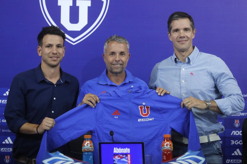 Las postales de la presentación de Gustavo Alvarez como nuevo DT de Universidad de Chile