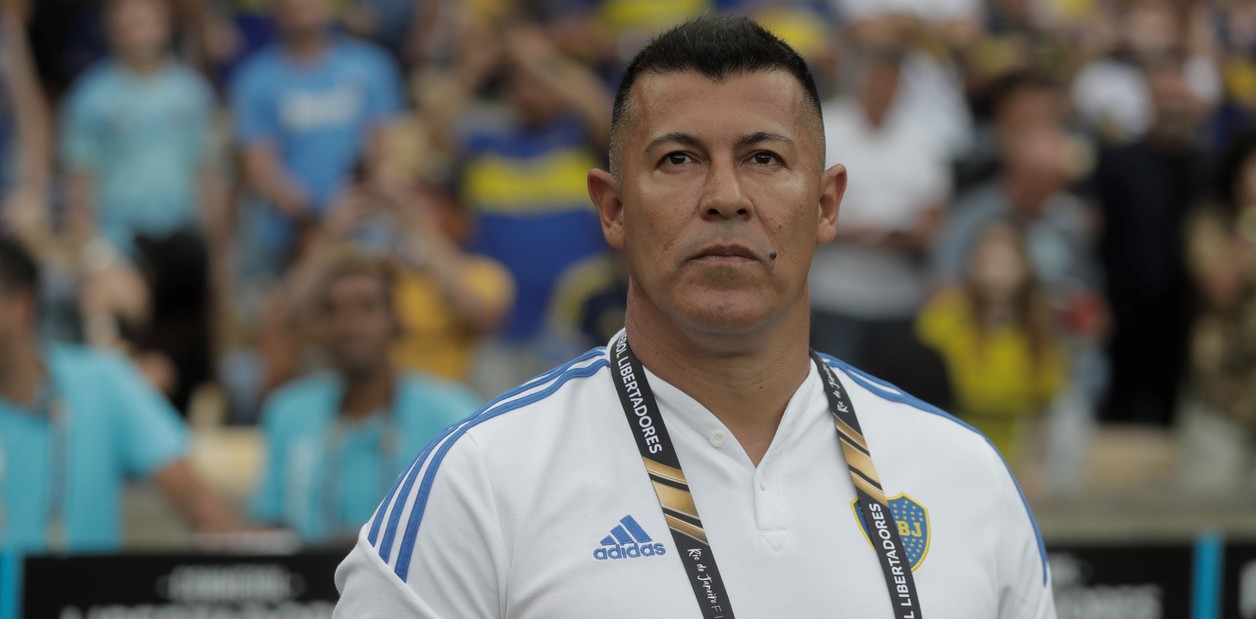 Blanco y Negro aprobó a Jorge Almirón como nuevo director técnico de Colo Colo