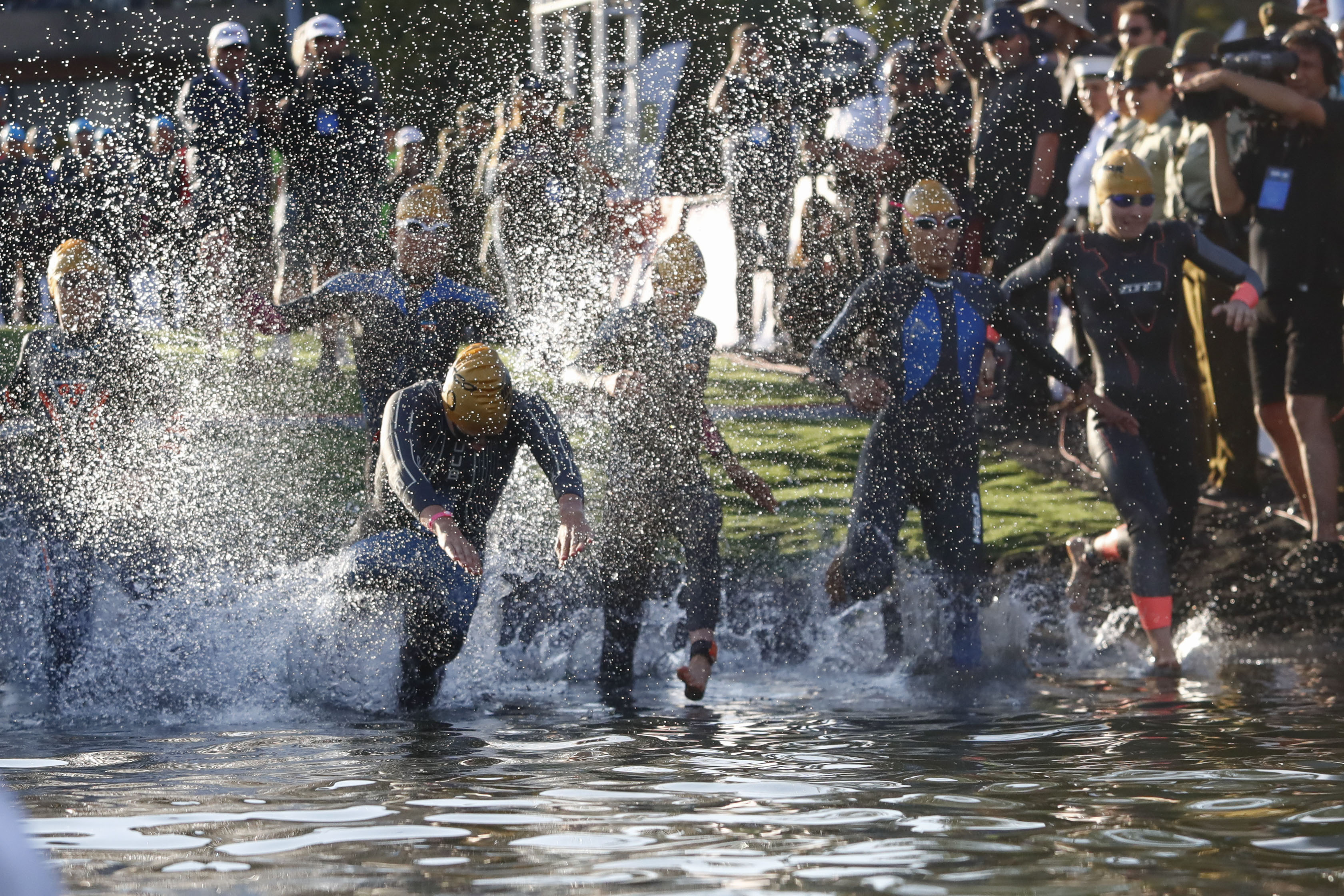 La tecnología detrás de la preparación de los triatletas que compiten en el Ironman de Pucón