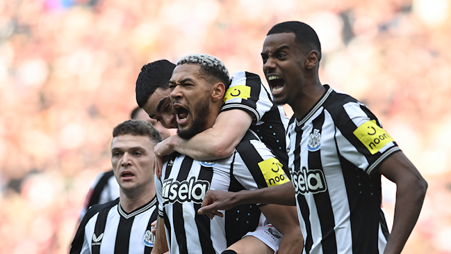 Newcastle arrasó con Sunderland y dio el paso a la cuarta ronda de la FA Cup