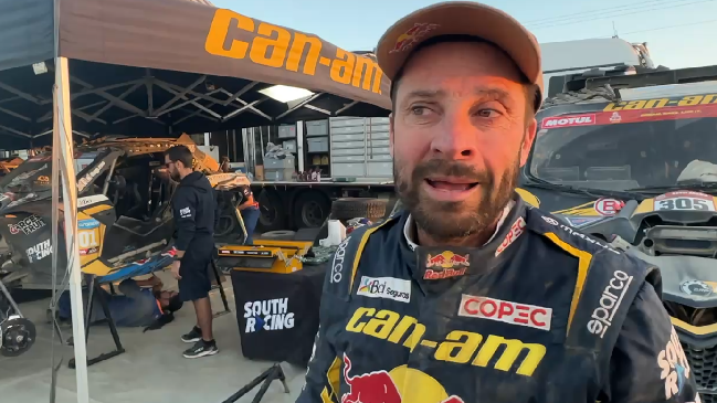 Francisco “Chaleco” López agradeció ayuda de compañero de equipo tras dos pinchazos al inicio de la etapa