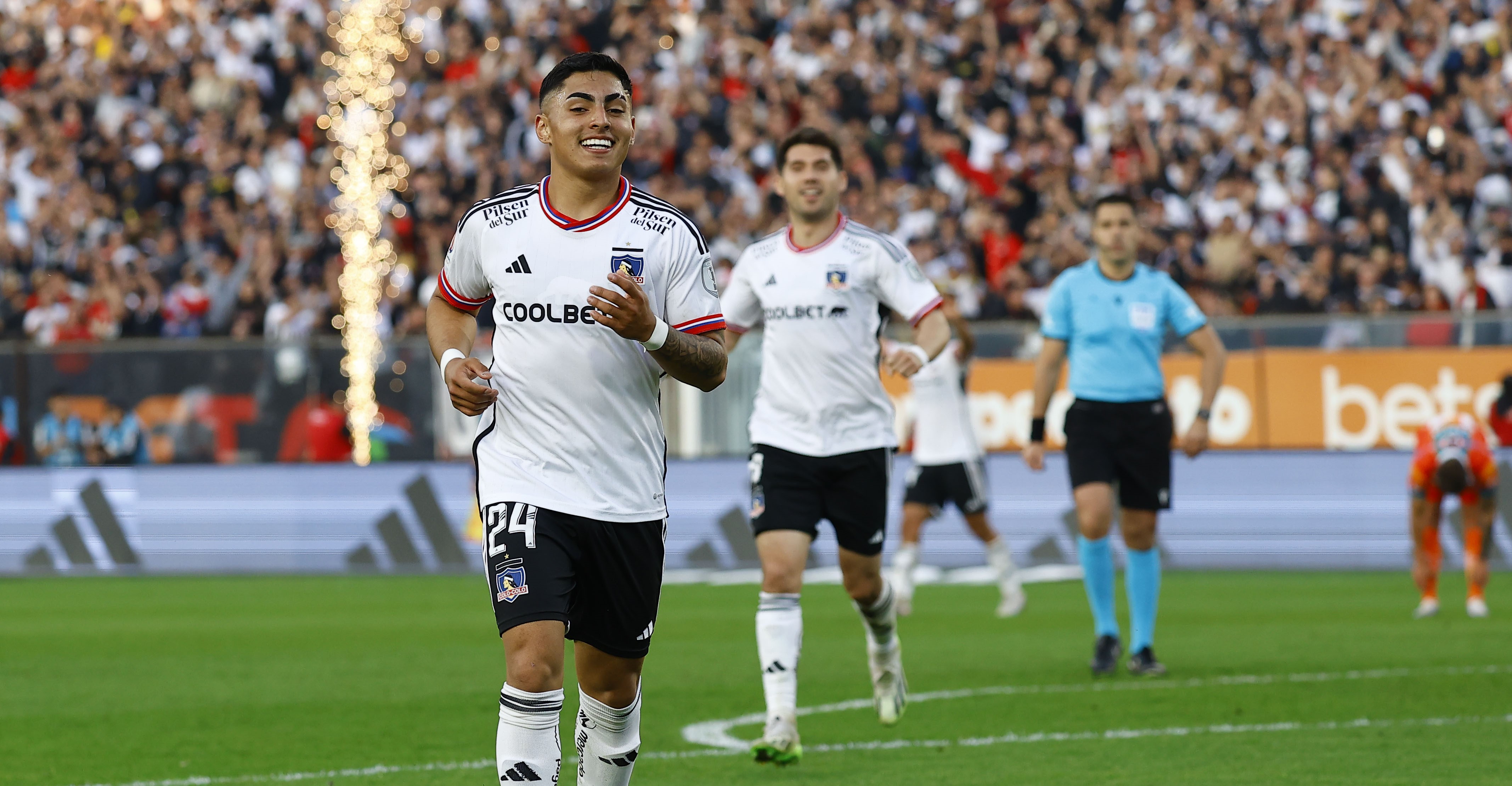 Jordhy Thompson encontró la fórmula que le permitirá emigrar al fútbol ruso